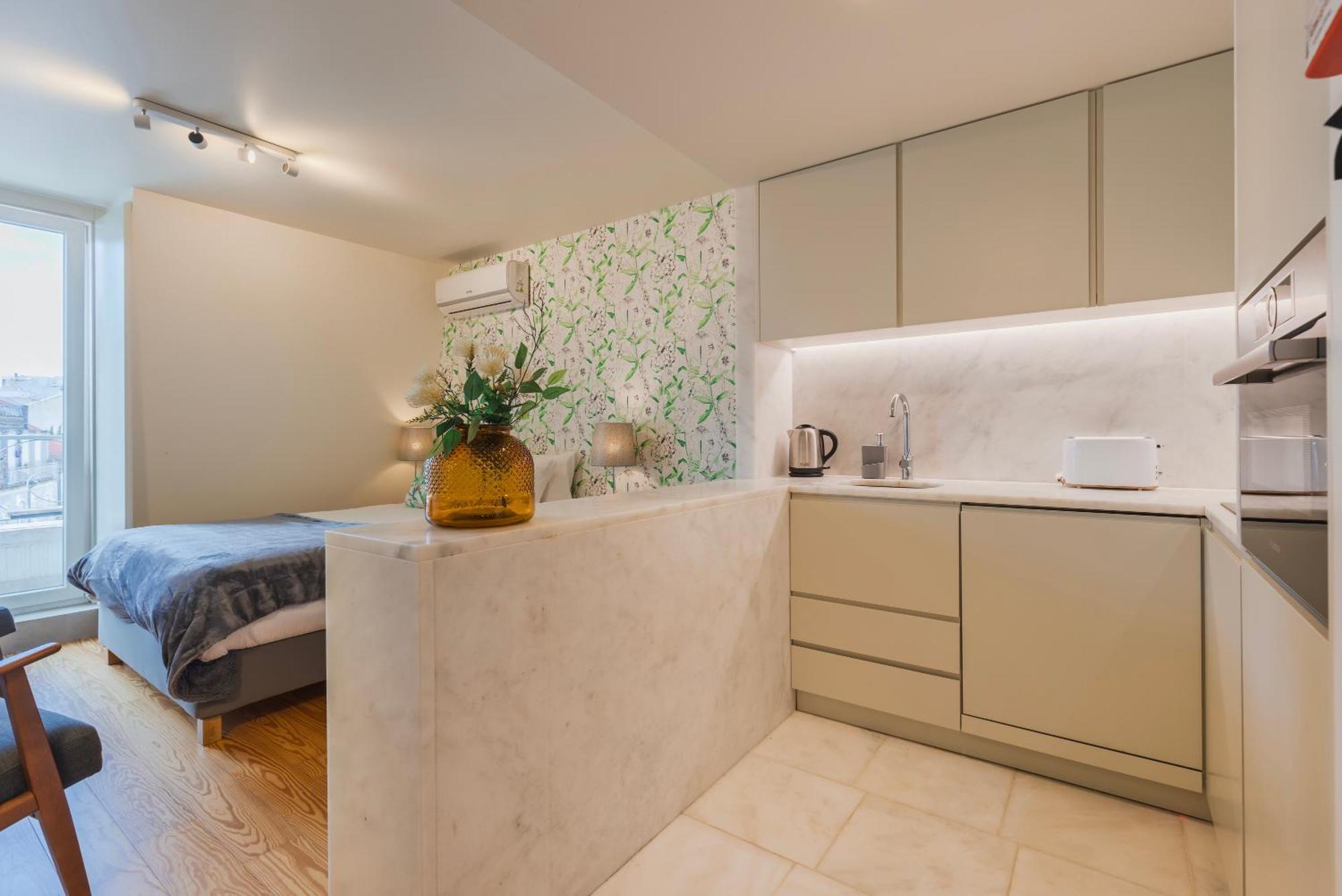 Apartment Trendy In Graca's Heart By Lovelystay Lisbon